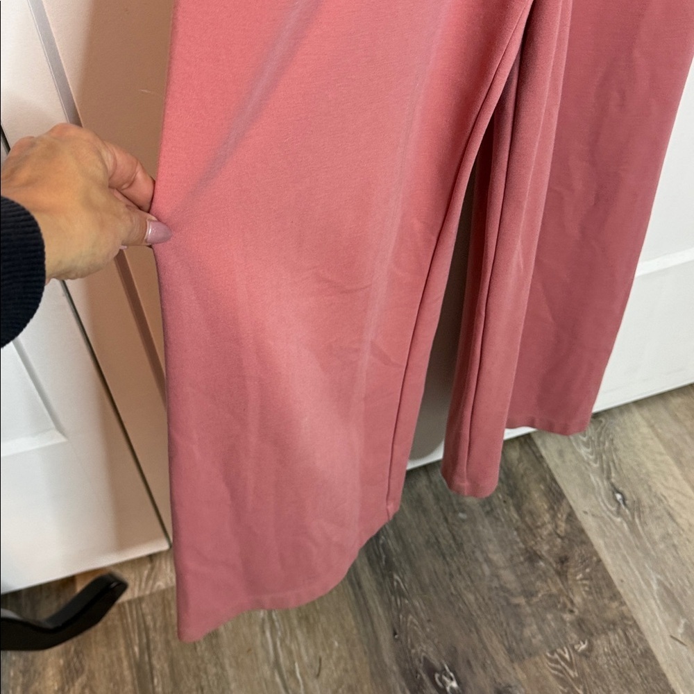 Kit and Ace - US10 - Made to Move Mauve Dusty Rose High Neck Sleeveless Jumpsuit - Picture 6 of 9
